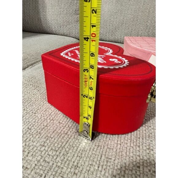 Target Bullseye Valentine’s Day Heart Storage Boxes - Picture 7 of 9